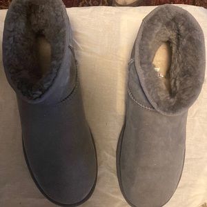 Uggs Australia Gray Men’s Boots - Size 11